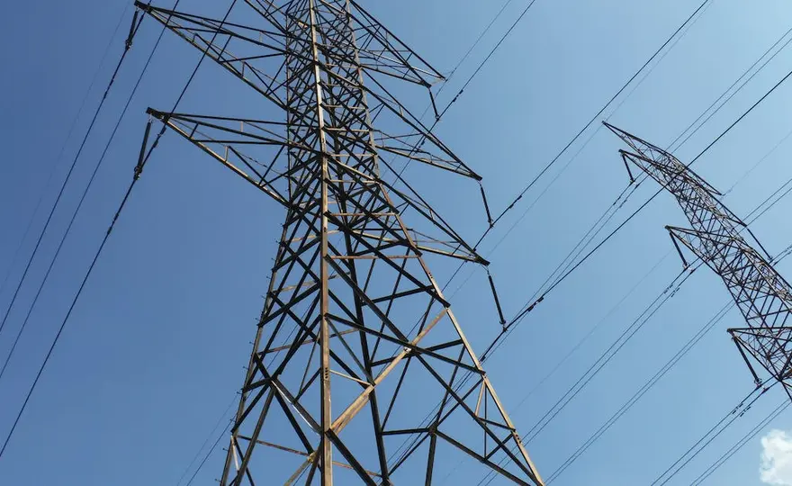  Linia niskiego napięcia - ile kilowoltów? Odpowiedzi i porady dla zaintrygowanych